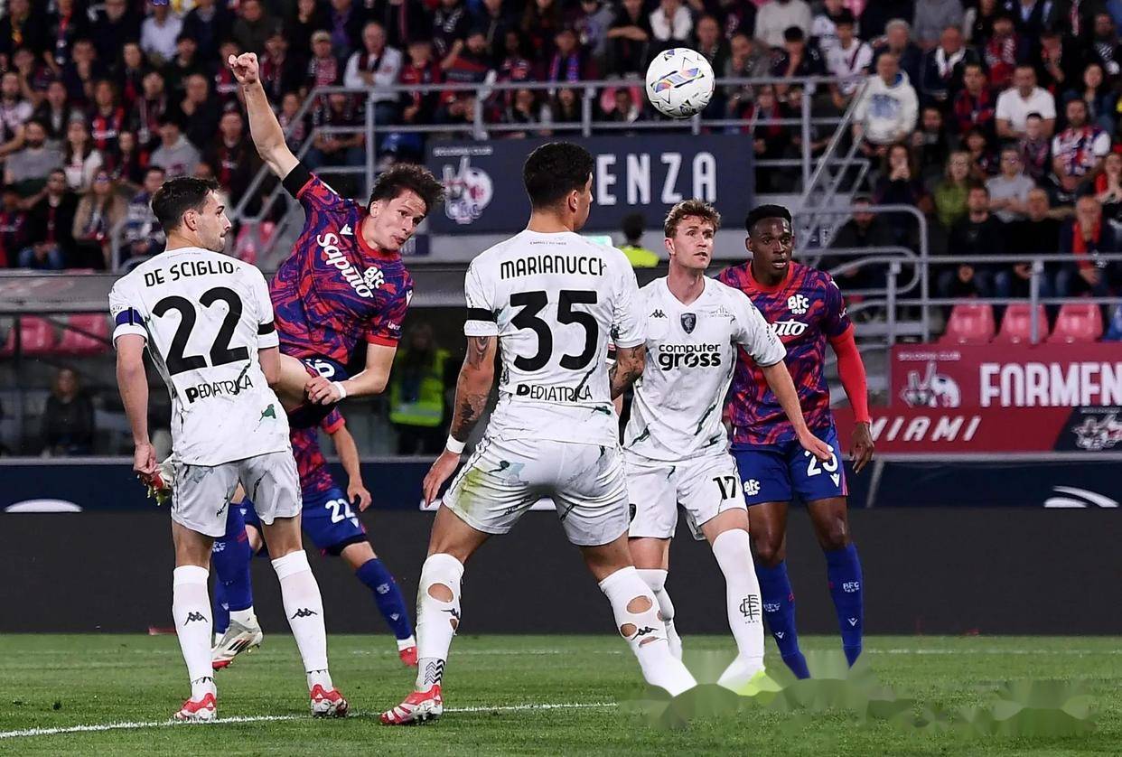 开云官方-今晨意大利杯焦点战，休斯敦火箭单刀错失，引发热议，更衣室氛围转暖(休斯敦火箭缩写)