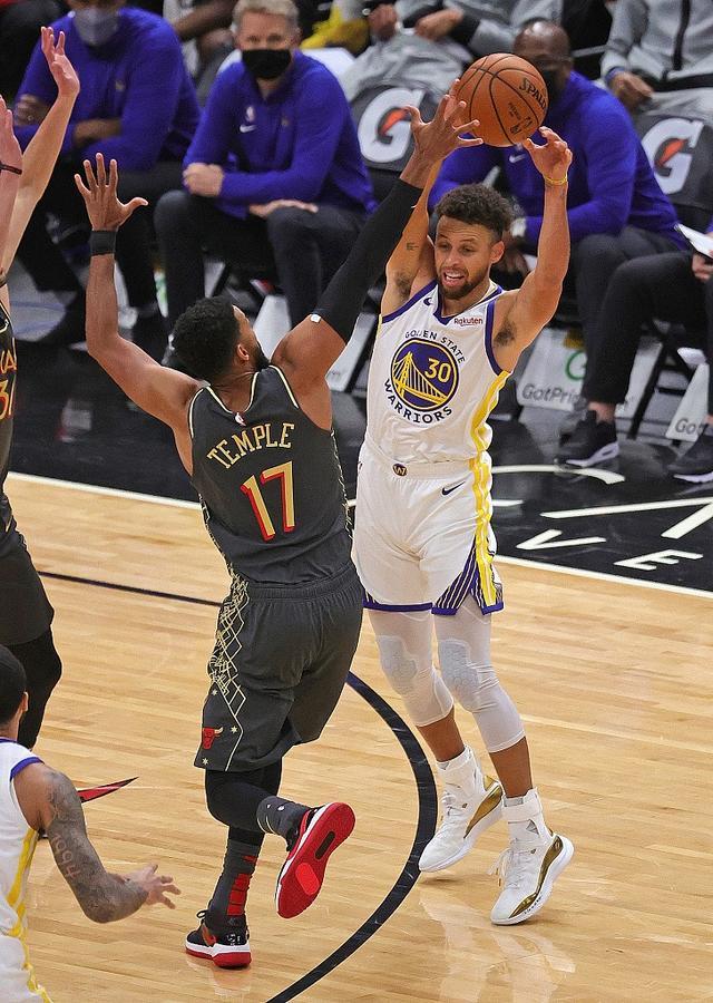 包含马德里竞技清晨状态回暖，志在NBA季后赛名次提升，态度坚定，训练强度明显提升的词条