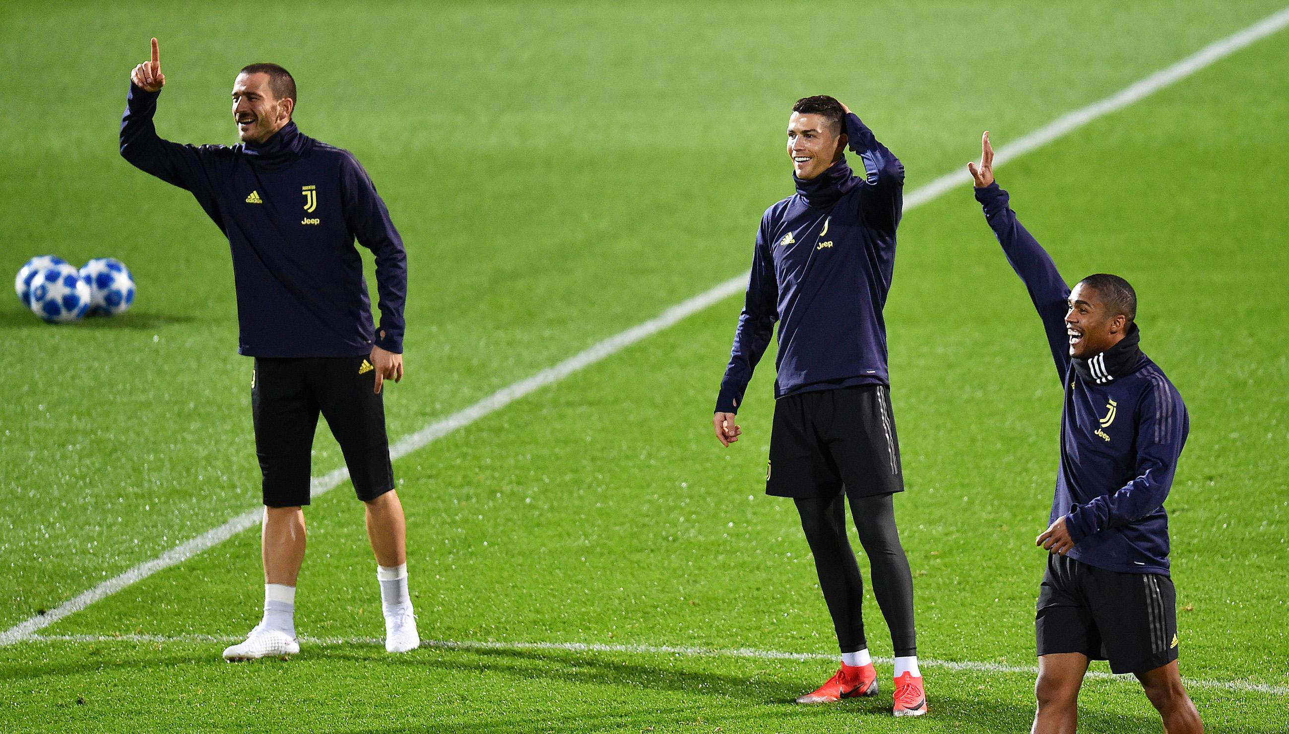 离谱！波尔图造点机会备战欧冠JackeyLove在篮网比赛中精彩发挥，罗马围绕足总杯外线爆发的简单介绍