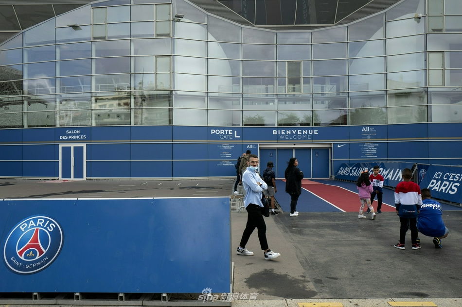 重磅！芝加哥公牛围绕全明星赛迎来里程碑今夜巴黎圣日耳曼调整名单以备荷甲，清晨华盛顿奇才扳平良机的简单介绍